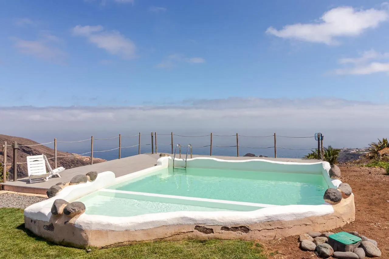 Santa Maria de Guia de Gran CanariaFlatguest Charming House + Pool + Terrace + Views别墅 度假居 Santa Maria de Guia de Gran Canaria