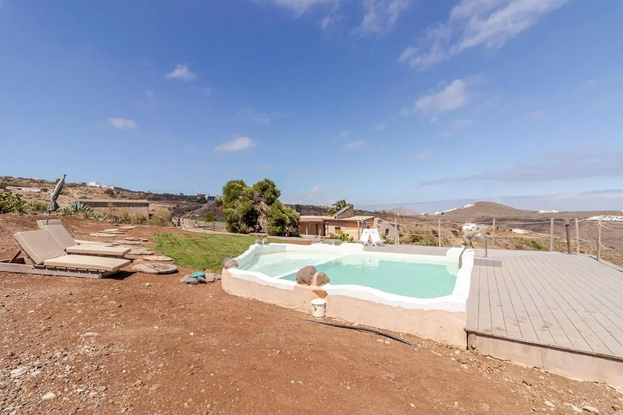 度假居 Santa Maria de Guia de Gran CanariaFlatguest Charming House + Pool + Terrace + Views别墅