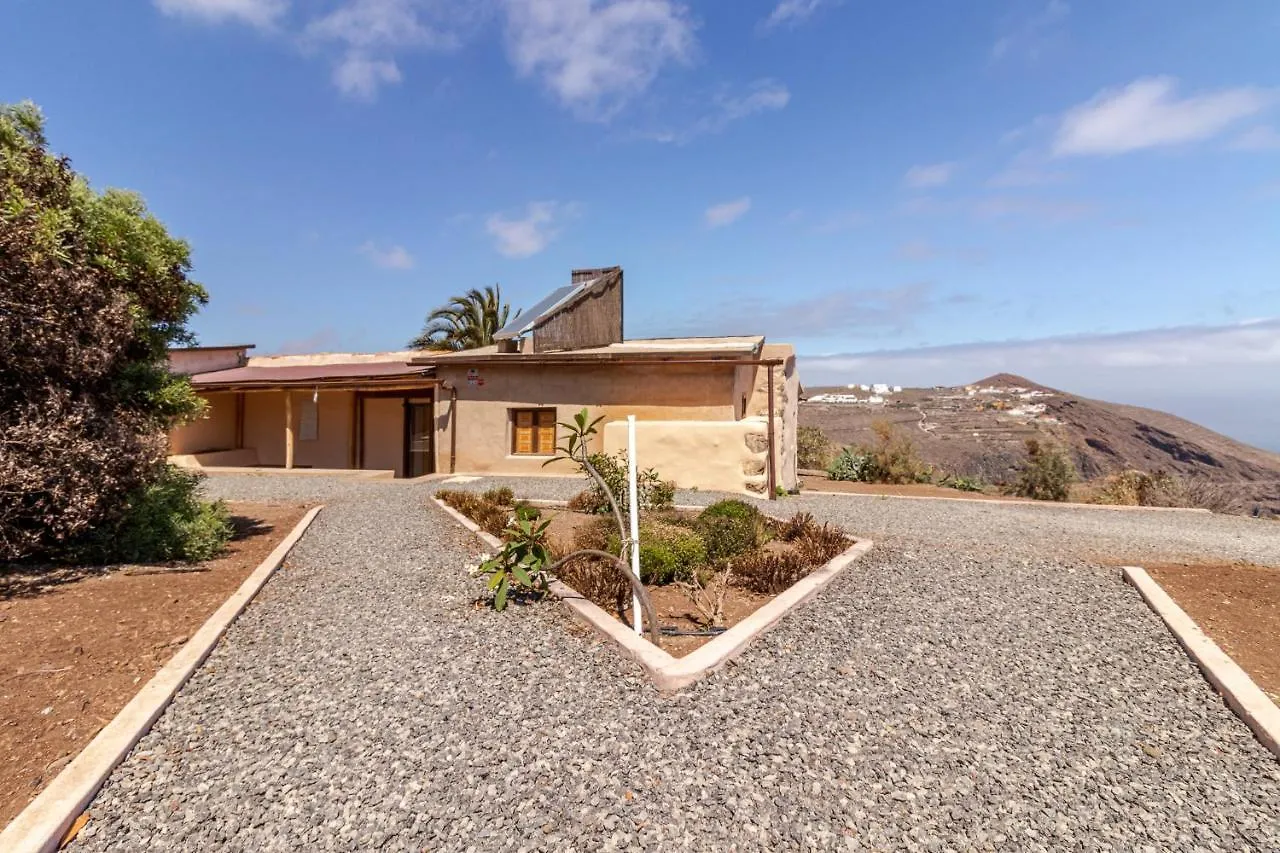 度假居 Santa Maria de Guia de Gran CanariaFlatguest Charming House + Pool + Terrace + Views别墅