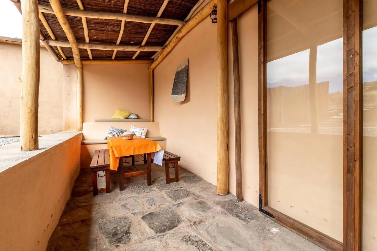 Santa Maria de Guia de Gran CanariaFlatguest Charming House + Pool + Terrace + Views别墅 度假居
