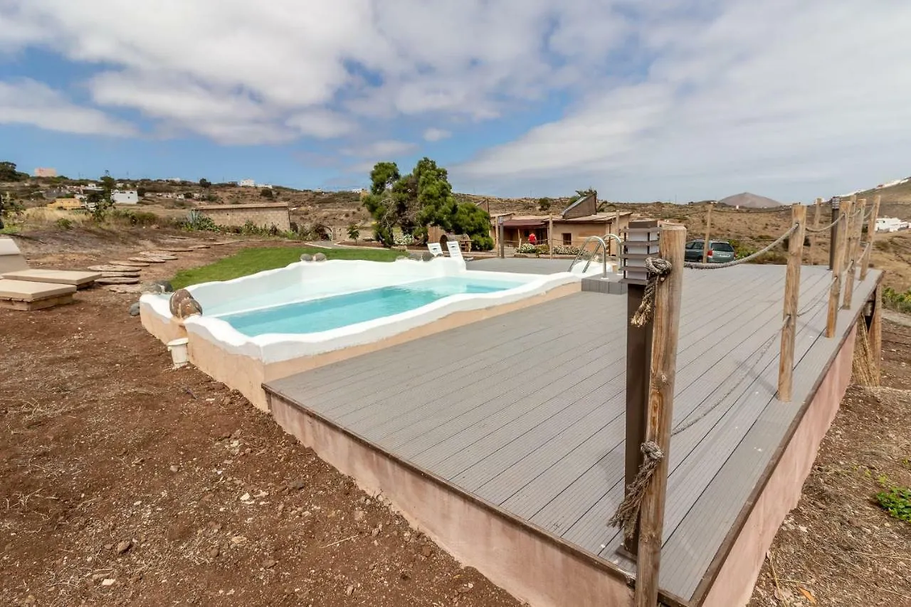 Santa Maria de Guia de Gran CanariaFlatguest Charming House + Pool + Terrace + Views别墅 Santa Maria de Guia de Gran Canaria